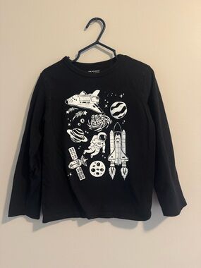 The Children's Place Black Long-Sleeve Space Graphic Tee